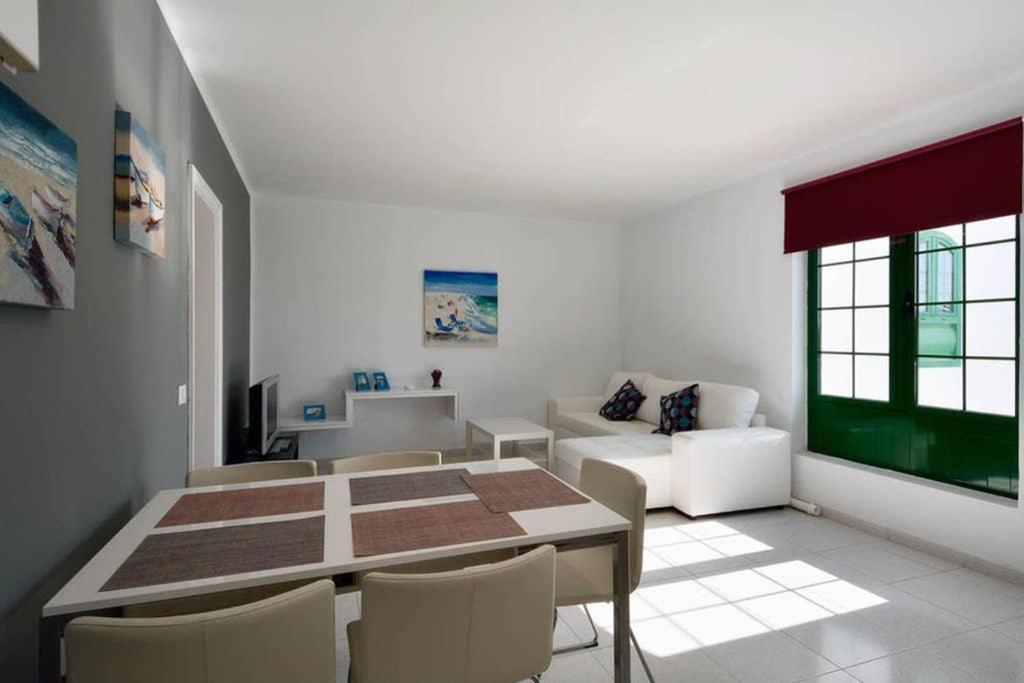 Vrys Apartment Close To The Beach Puerto del Carmen  Buitenkant foto